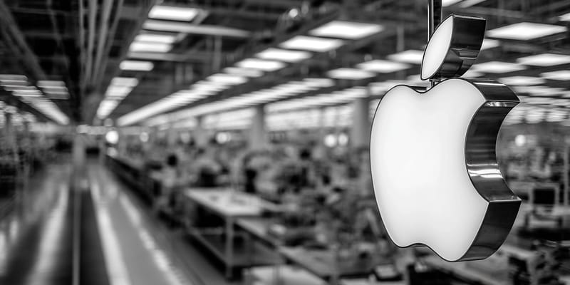 Apple Announces Additional 100 Billion Dollar US Manufacturing Investment post image